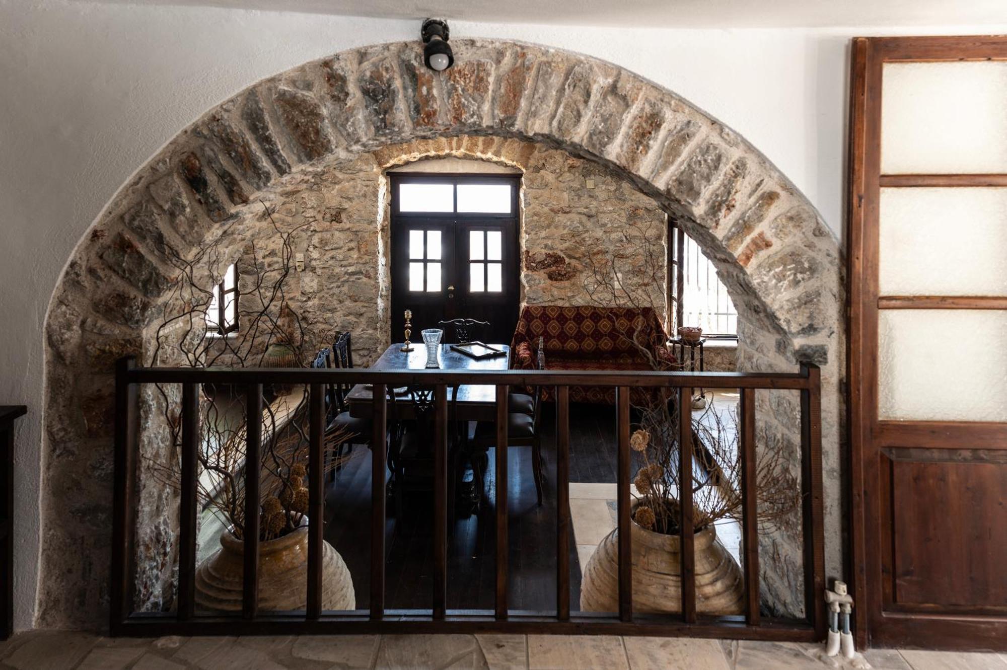 Belessi'S Mansion 1 Hotel Monemvasia Ngoại thất bức ảnh