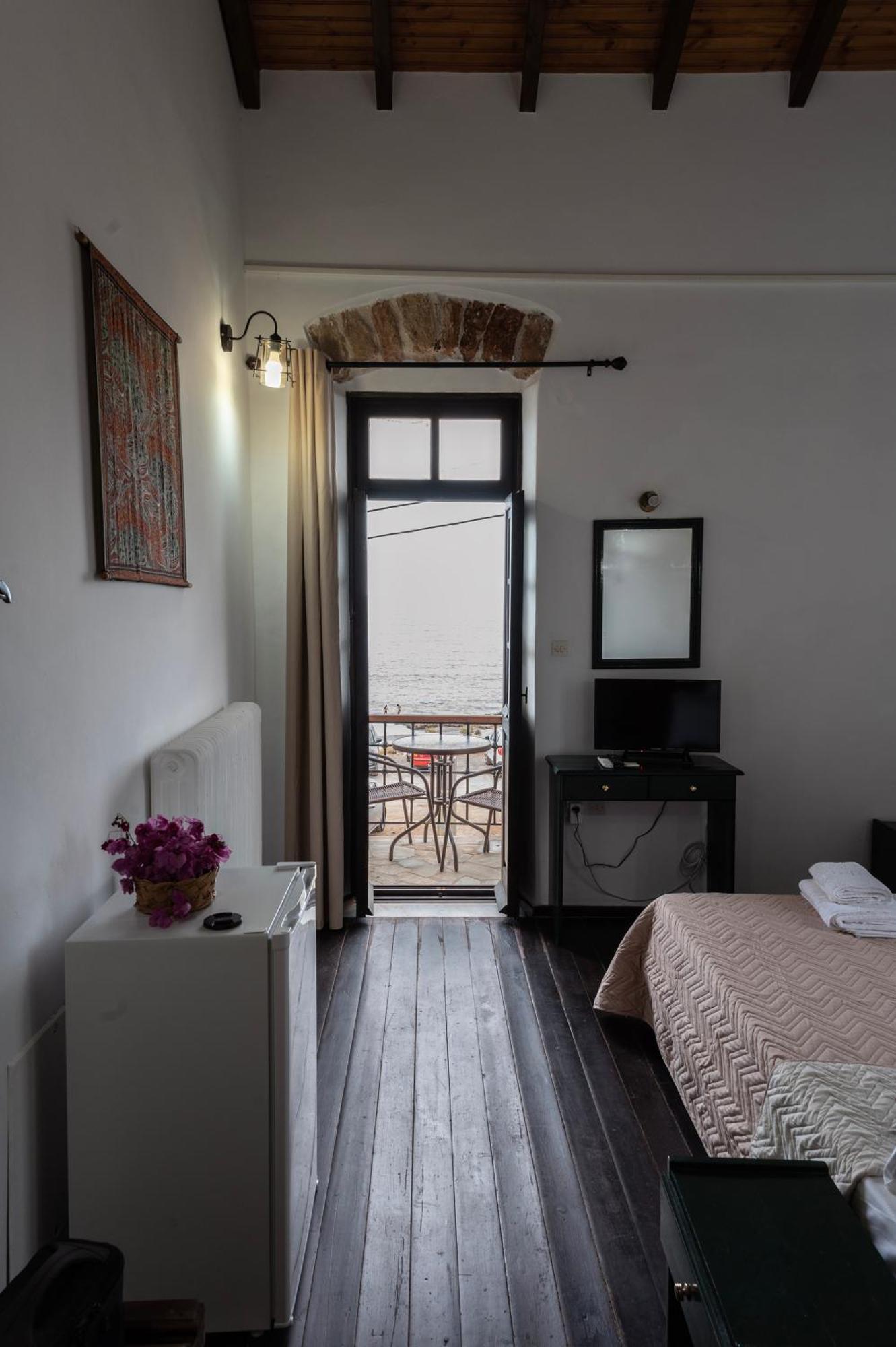 Belessi'S Mansion 1 Hotel Monemvasia Ngoại thất bức ảnh