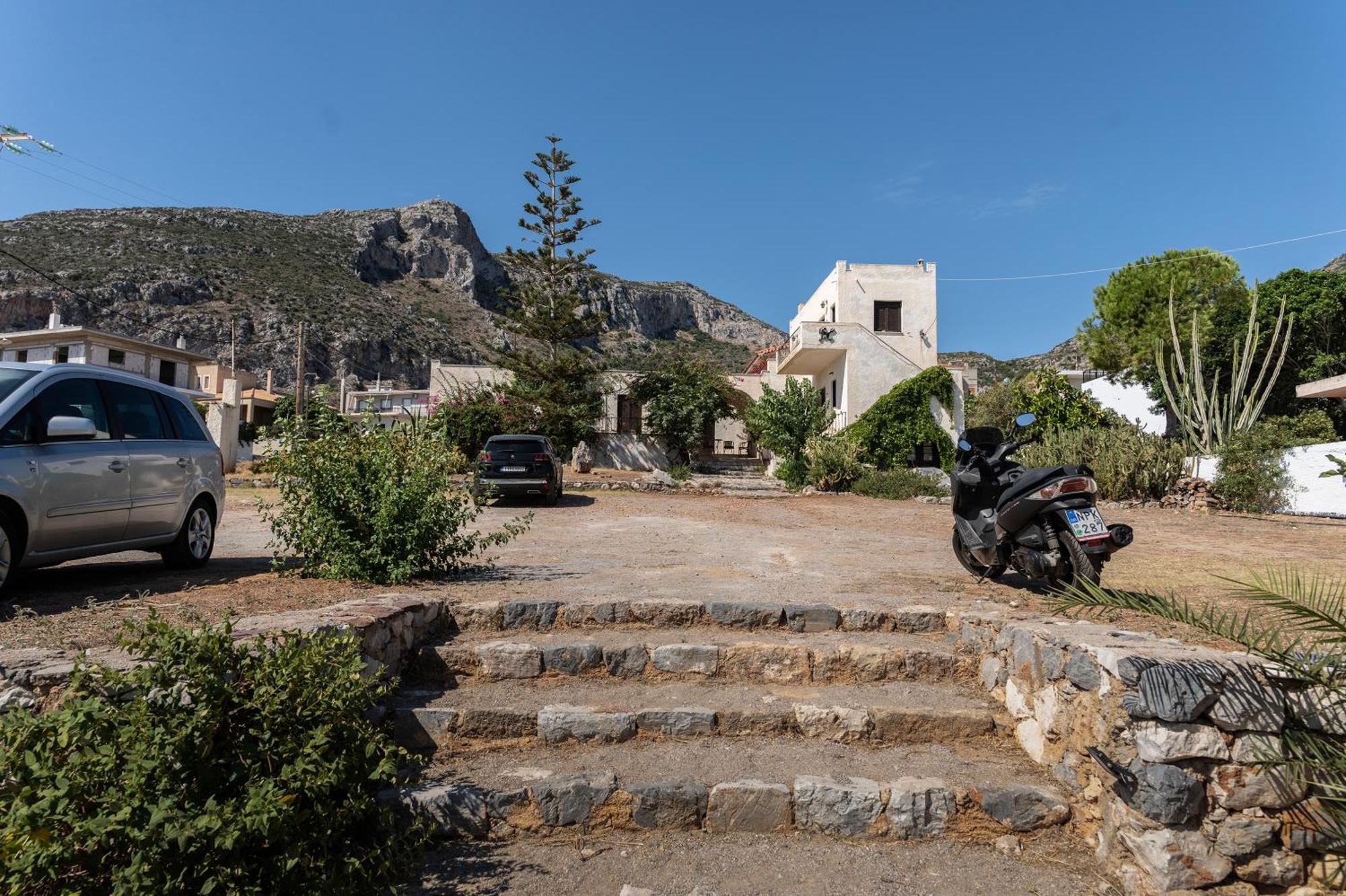 Belessi'S Mansion 1 Hotel Monemvasia Ngoại thất bức ảnh